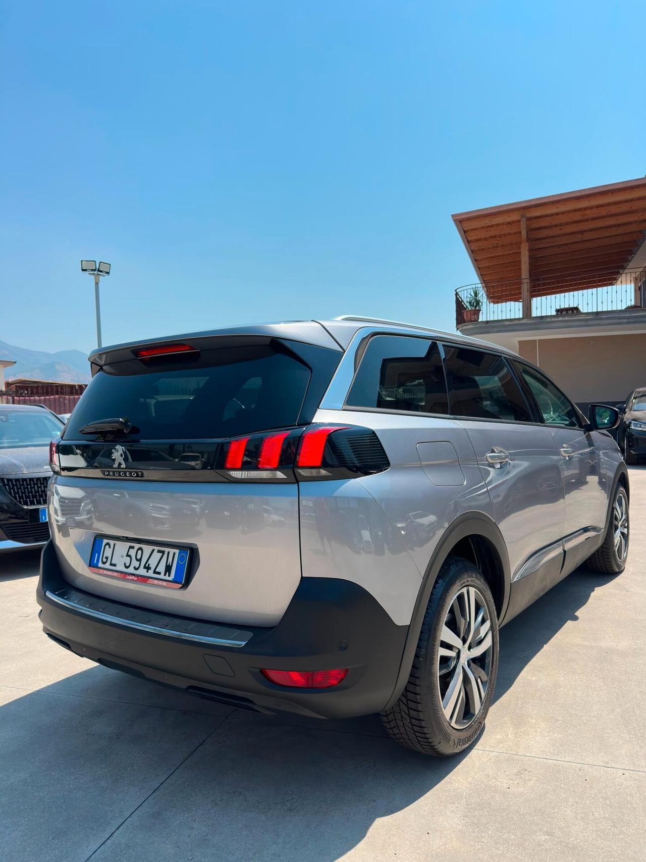 Peugeot 5008 BlueHDi 130 S&S EAT8 Allure