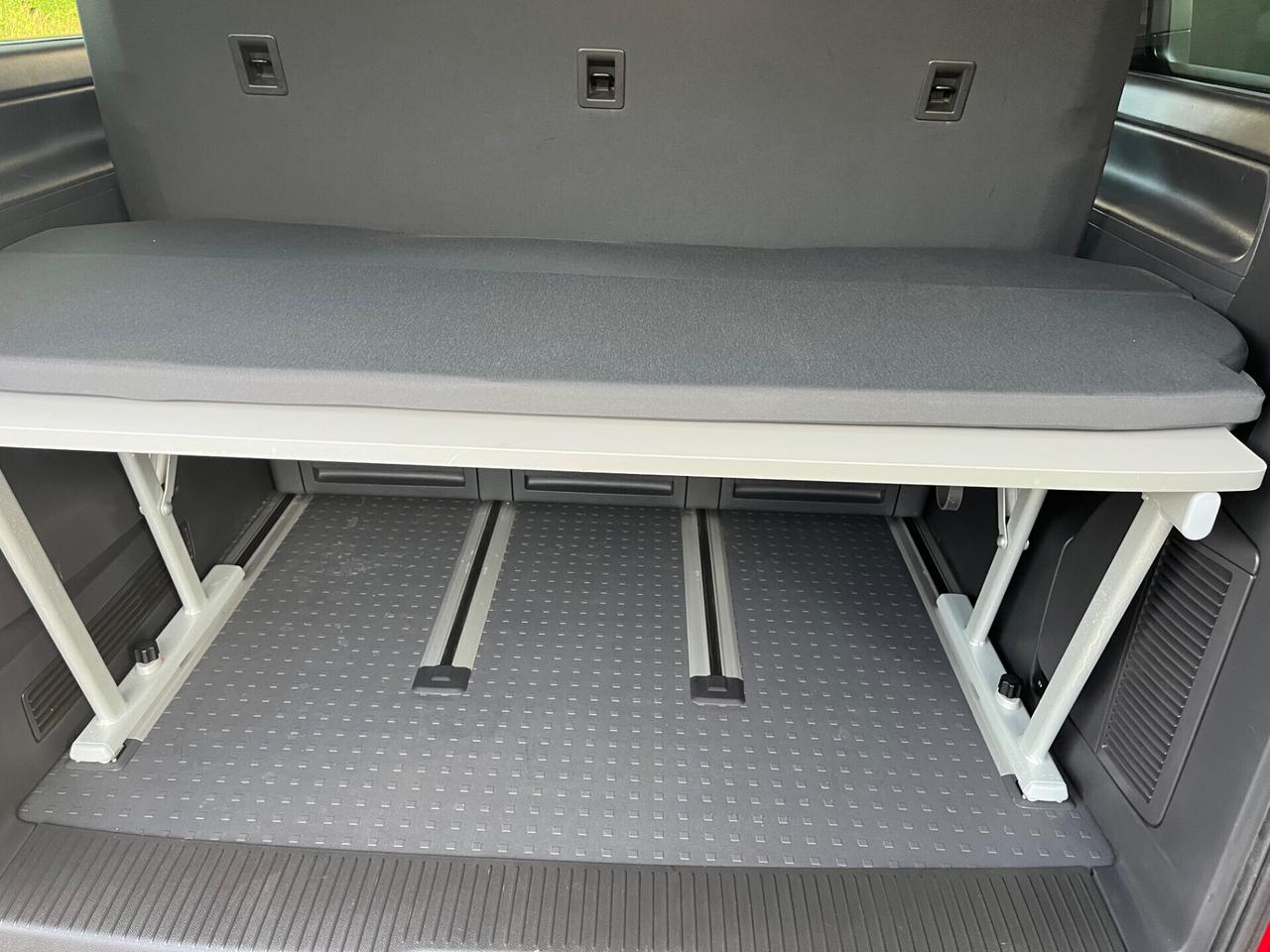 Volkswagen California T5 2.0TDI BEACH AUTOCARAVAN