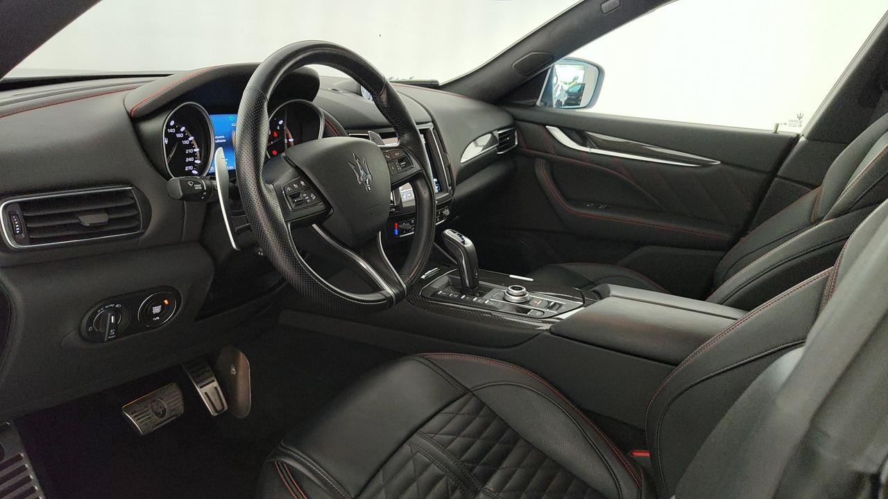 MASERATI Levante 3.0 V6 Granlusso 275cv auto my19