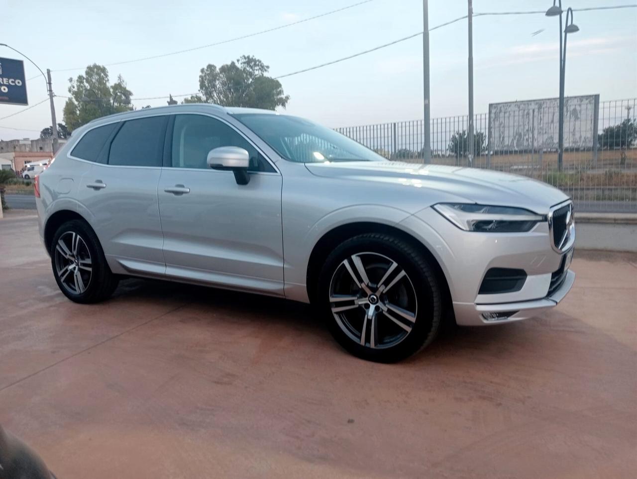 Volvo XC 60 XC60 B4 (d) Geartronic Momentum Pro