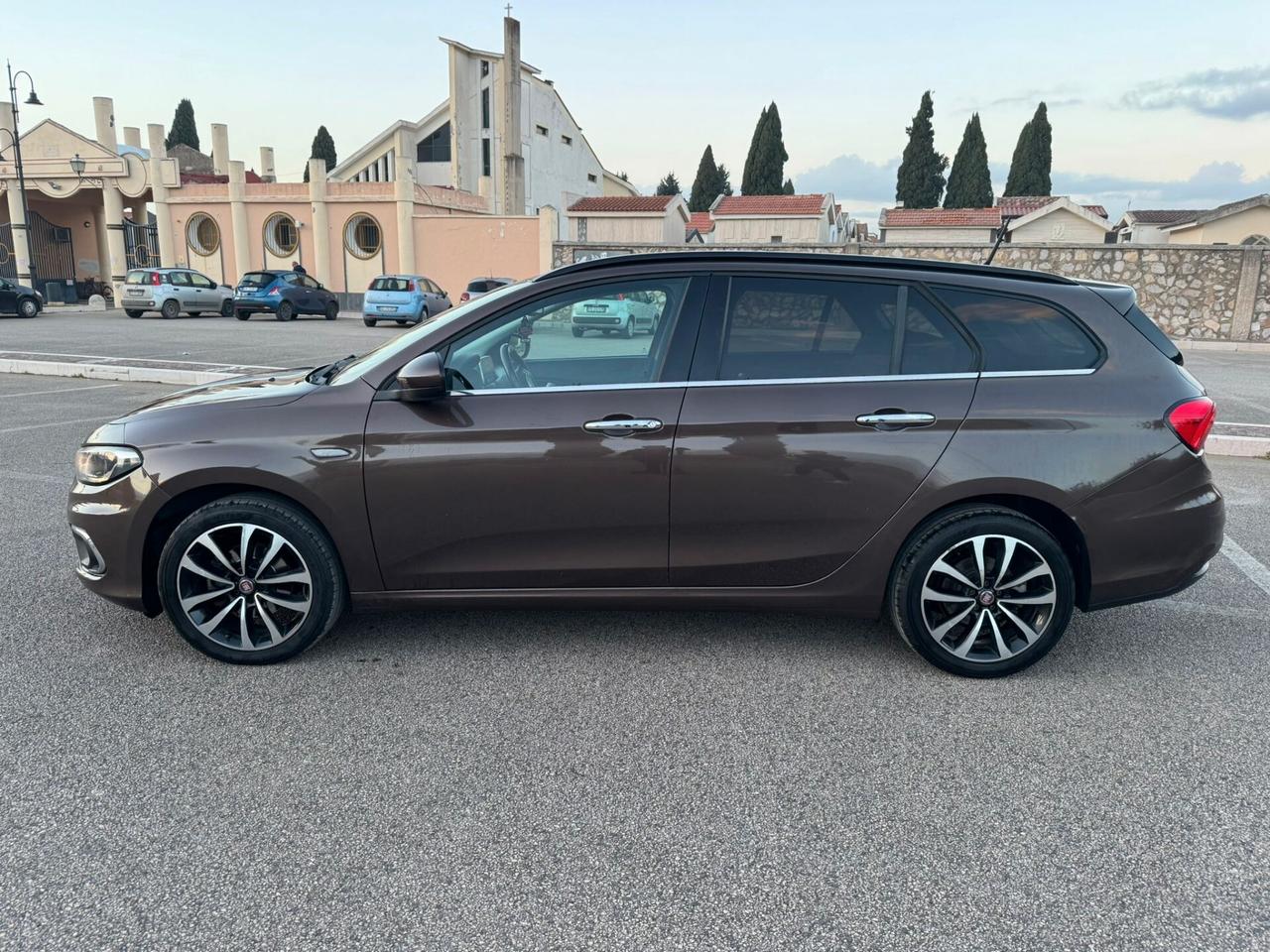 Fiat Tipo 1.6 Mjt S&S SW Lounge