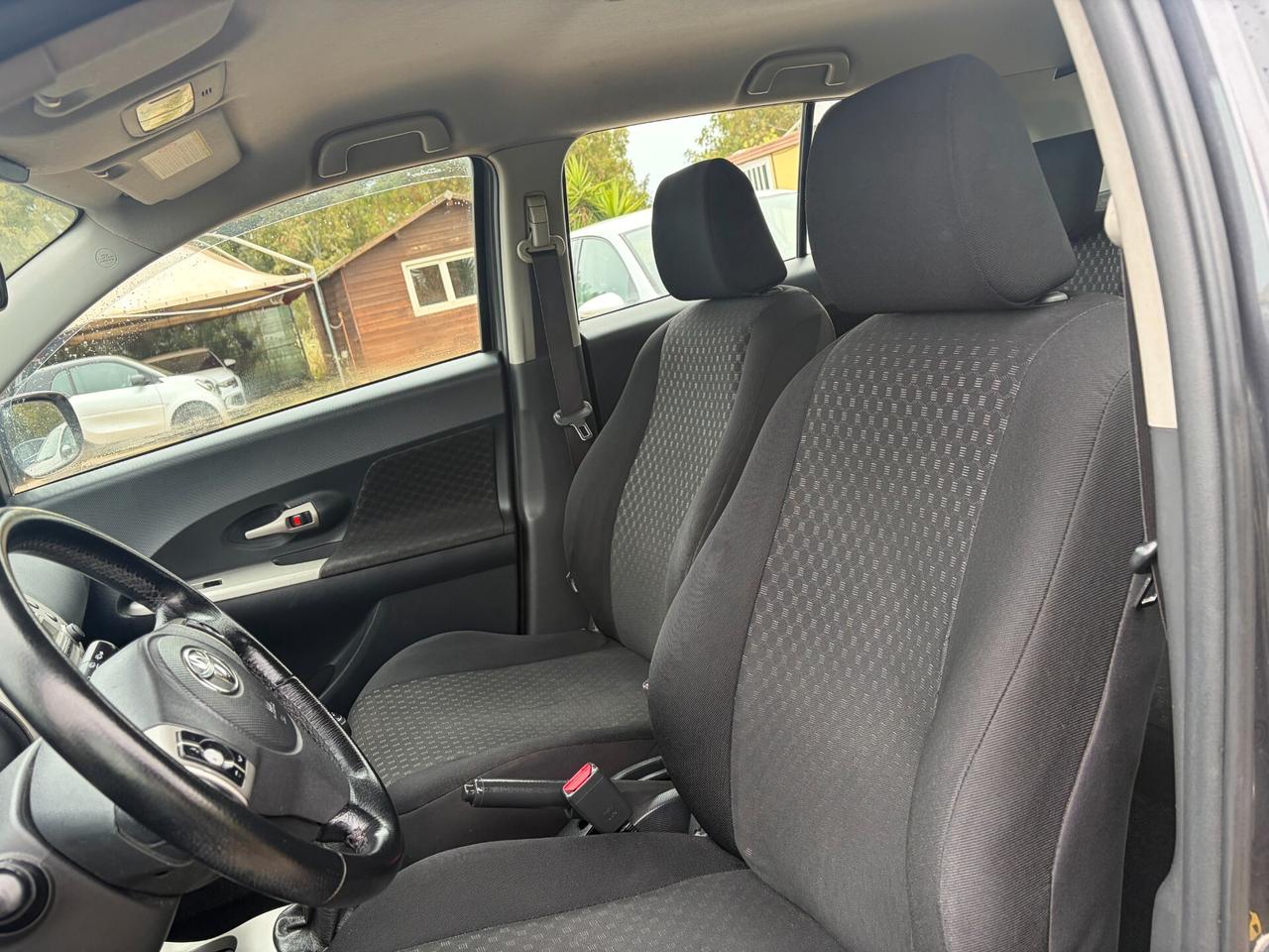 TOYOTA URBAN CRUISER 1.4 D4D 90CV 4X4