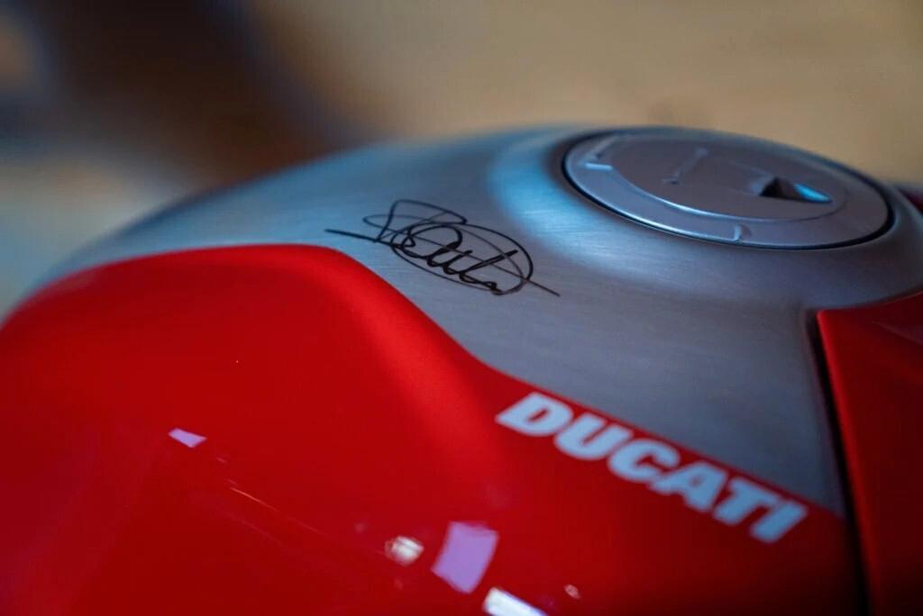 Ducati Panigale V4 BAUTISTA superbike