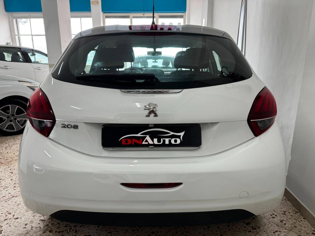 Peugeot 208 1.4 HDi 68 CV 5 porte Business