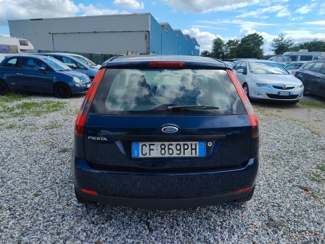 Ford Fiesta 1.4 16V 5p. Ghia