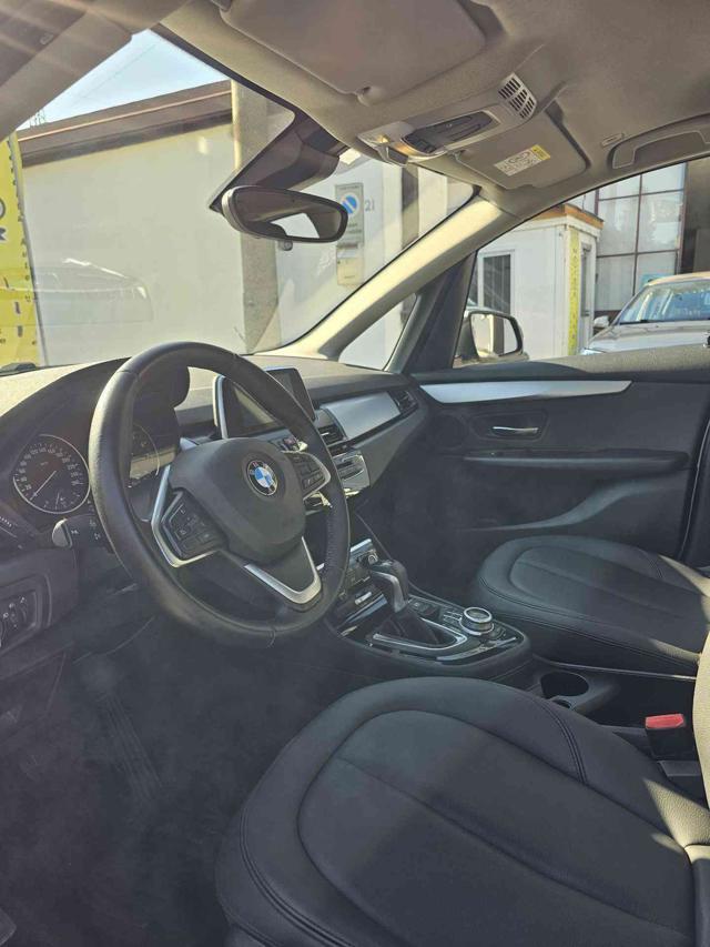 BMW 218 i Active Tourer Luxury