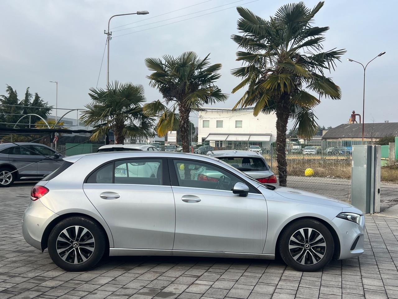 Mercedes-benz A 180 d Automatic Business FINANZIABILE