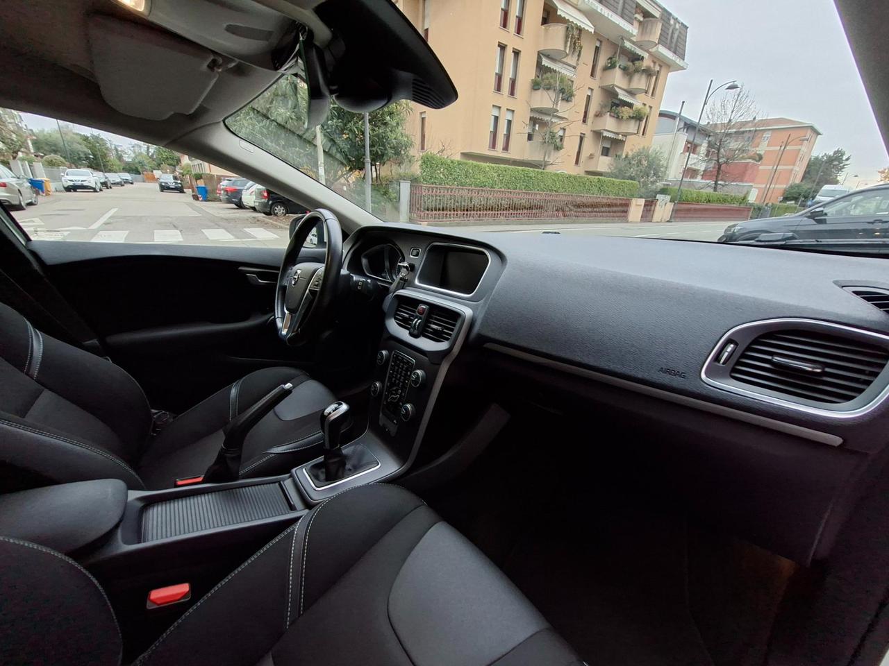 Volvo V40 2.0 d2 Business Plus my19