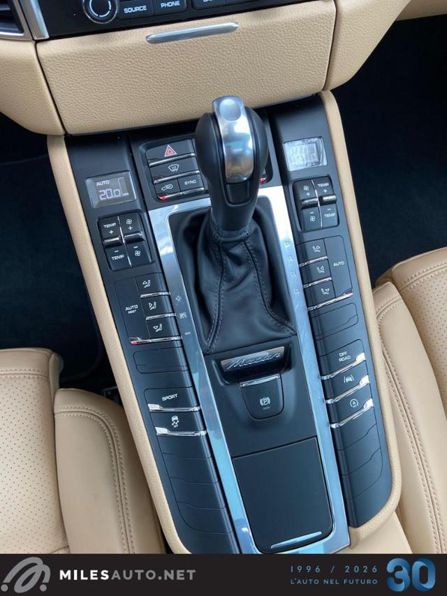 PORSCHE Macan 3.0 Diesel S Pano19"