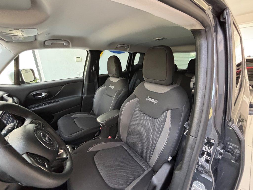Jeep Renegade 1.5 Turbo T4 MHEV Limited tua da €199,00 mensili