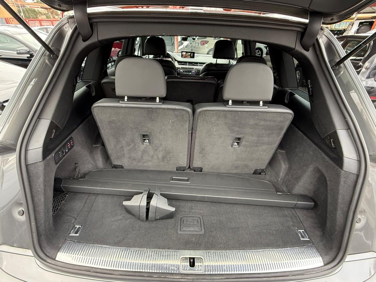 Q7 3.0 TDI 218 CV-7 posti -unipro-iva esp-s-line -