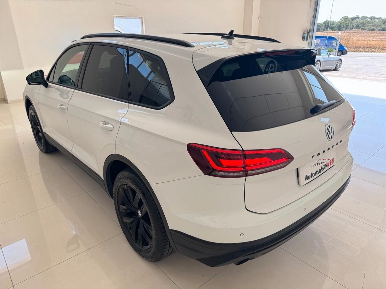 Volkswagen Touareg 3.0 V6 TDI SCR Black Style