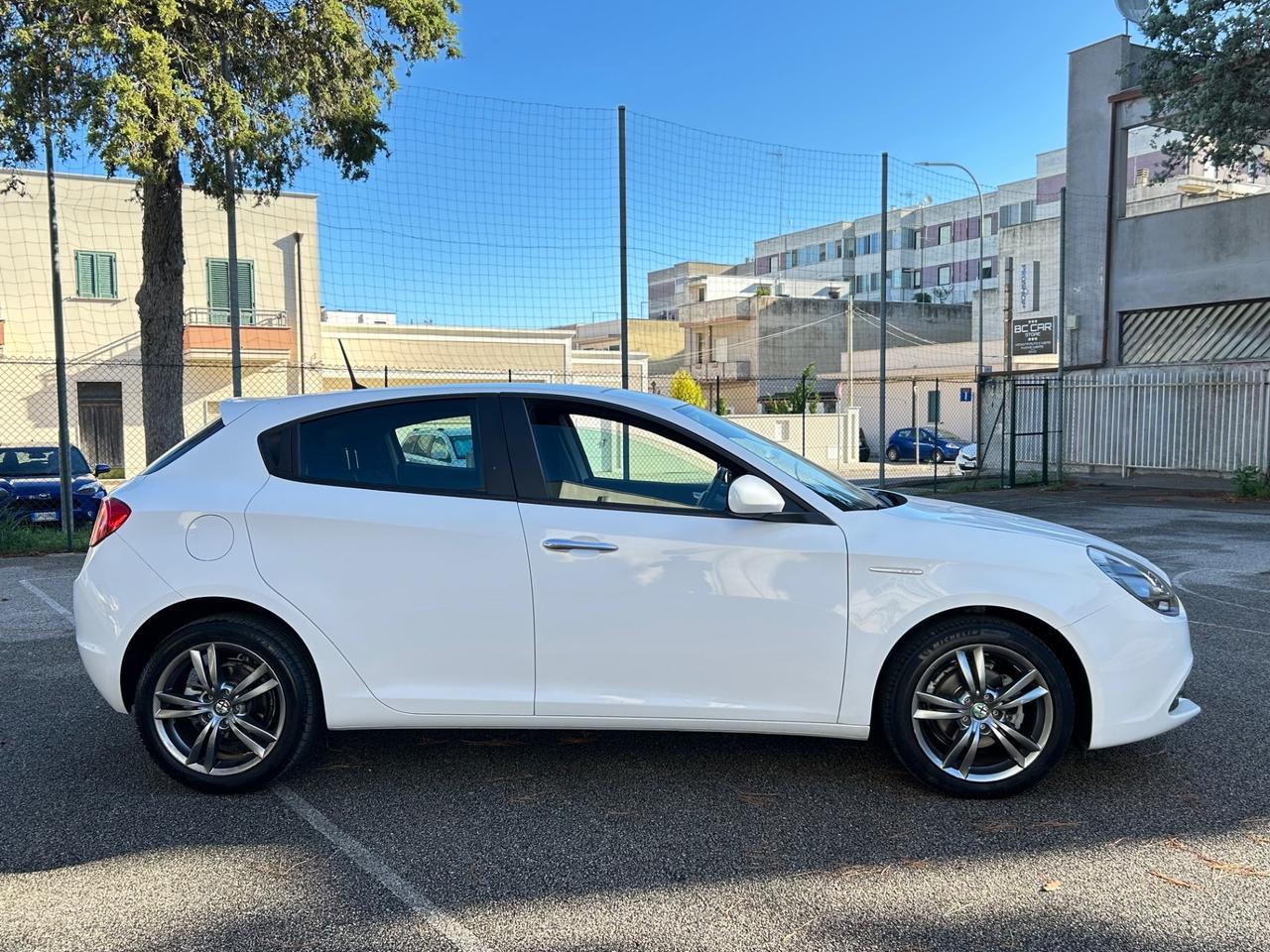 Alfa Romeo Giulietta 1.6 JTDm TCT 120 CV Super