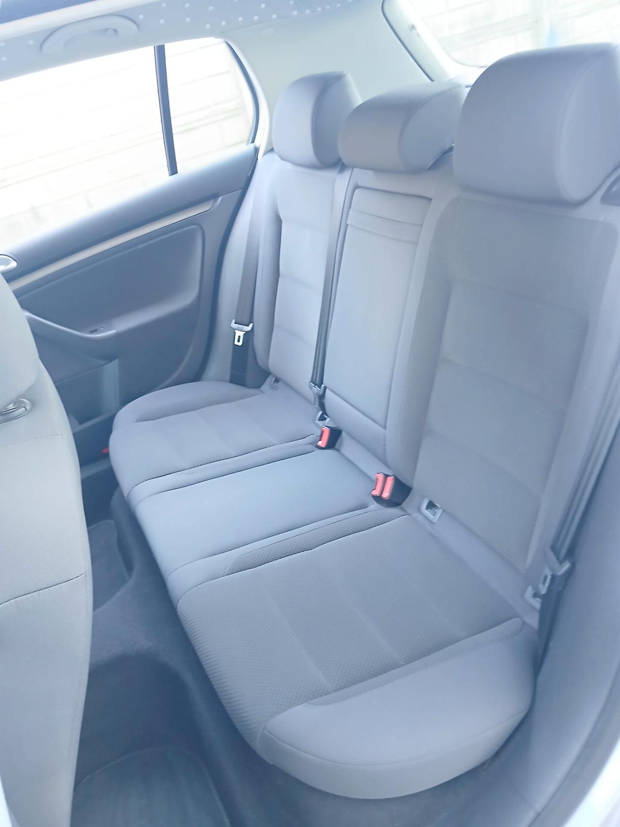 Volkswagen Golf Comfortline 103 000 km