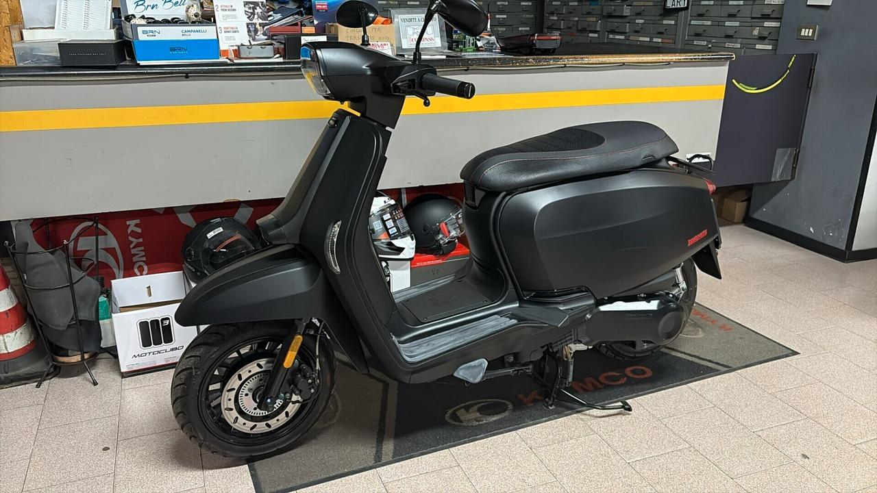 Lambretta LN125 Nero Opaco