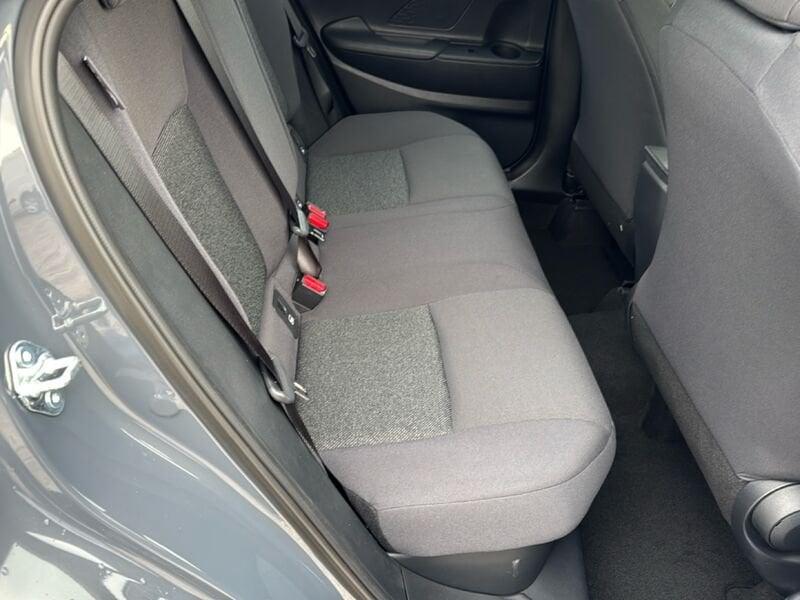 Toyota C-HR C-HR 1.8 hev Active fwd e-cvt