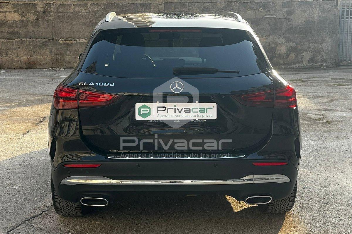 MERCEDES GLA 180 d Automatic AMG Line Premium Plus