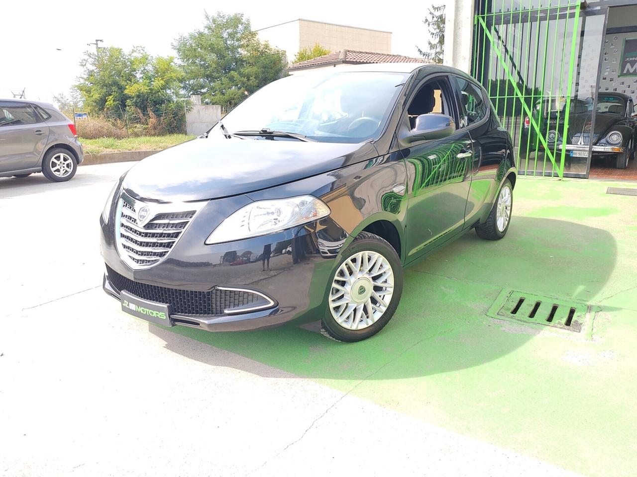 LANCIA YPSILON 1.2 GPL NEOPATENTATI