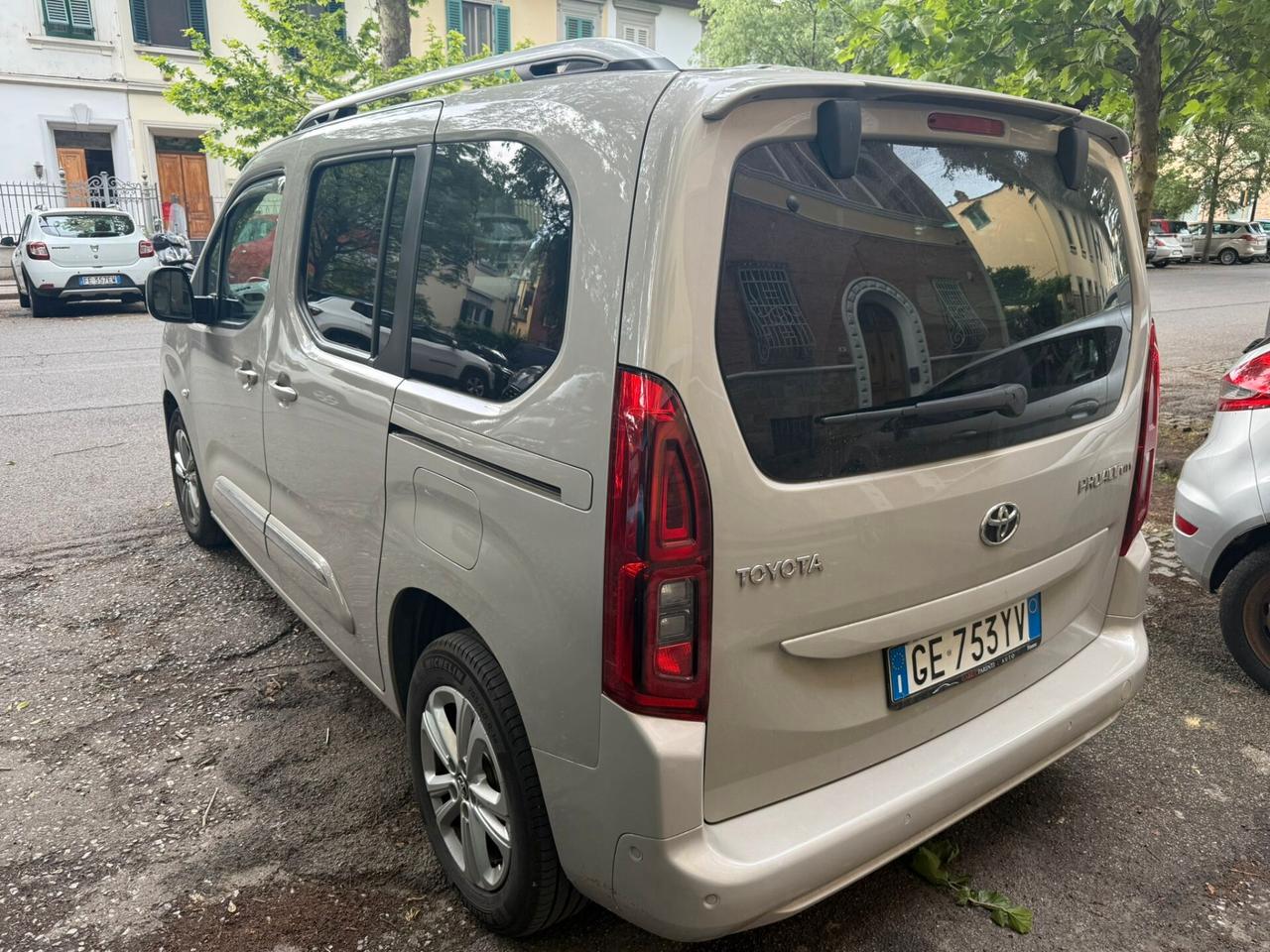 Toyota Proace Proace City Verso 1.2 110 CV S&S Short D Lounge