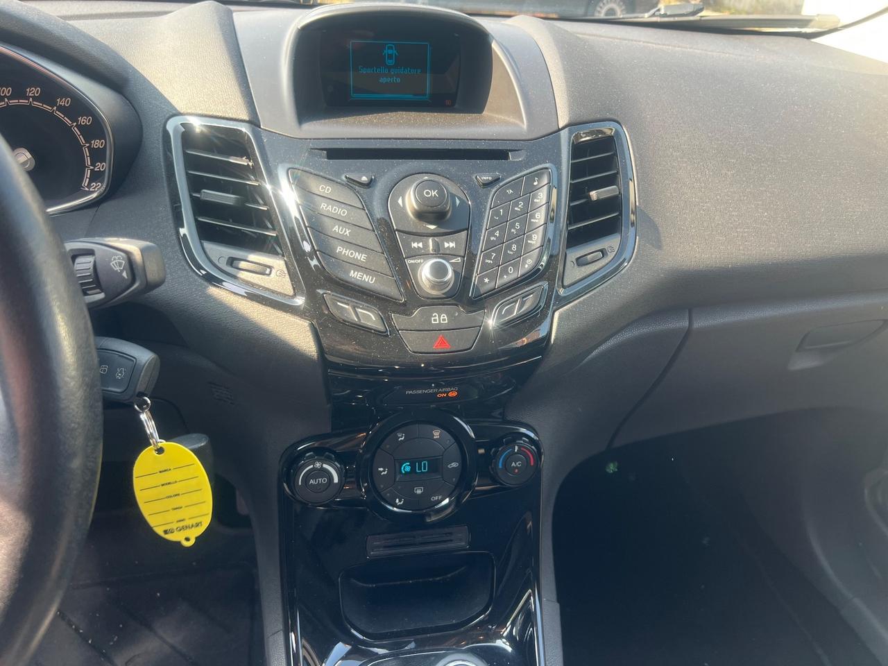 Ford Fiesta 1.4 3p. Bz.- GPL Titanium