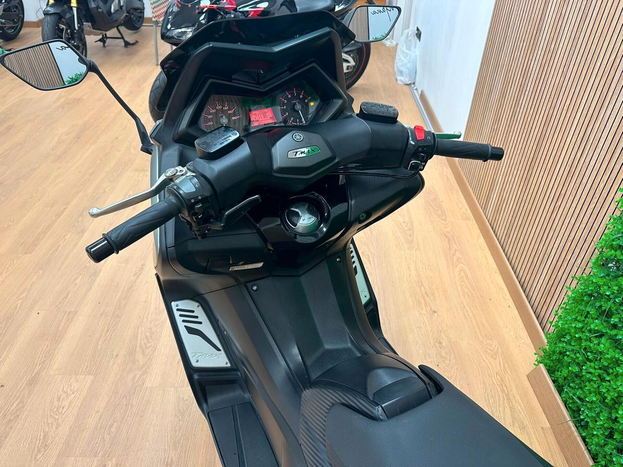 YAMAHA TMAX T-MAX T MAX 530 - DA 129€ AL MESE