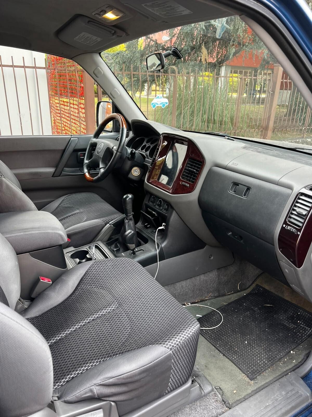 Mitsubishi Pajero 3.2 16V DI-D 3p. GLS