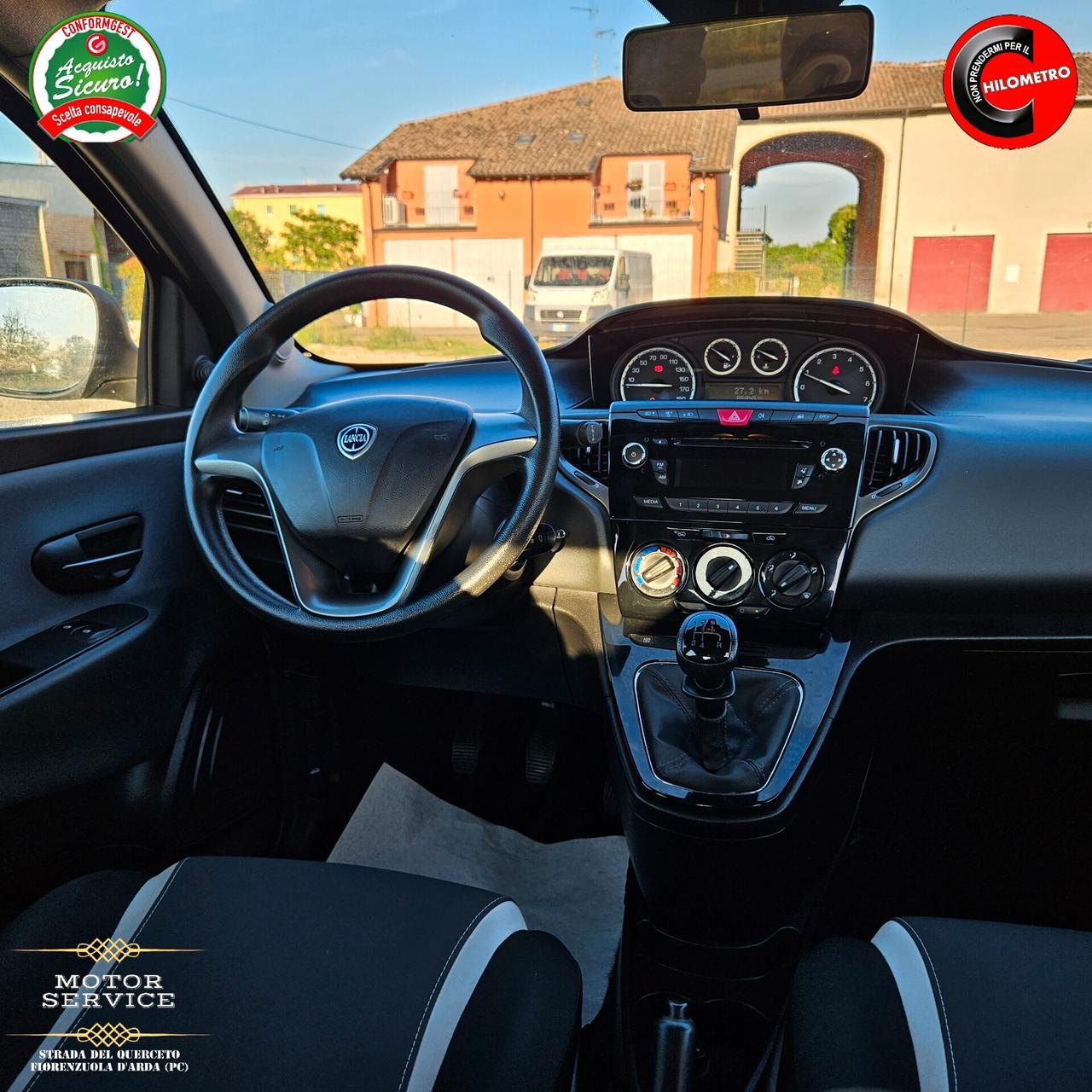 Lancia Ypsilon 1.2 69 KM DOCUMENTATI DA 79€ MESE