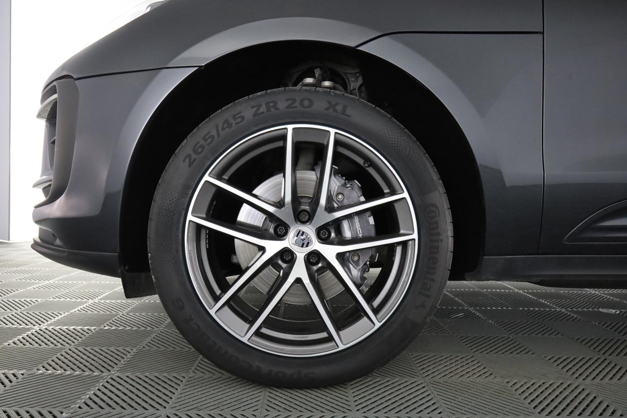 PORSCHE Macan 2.0