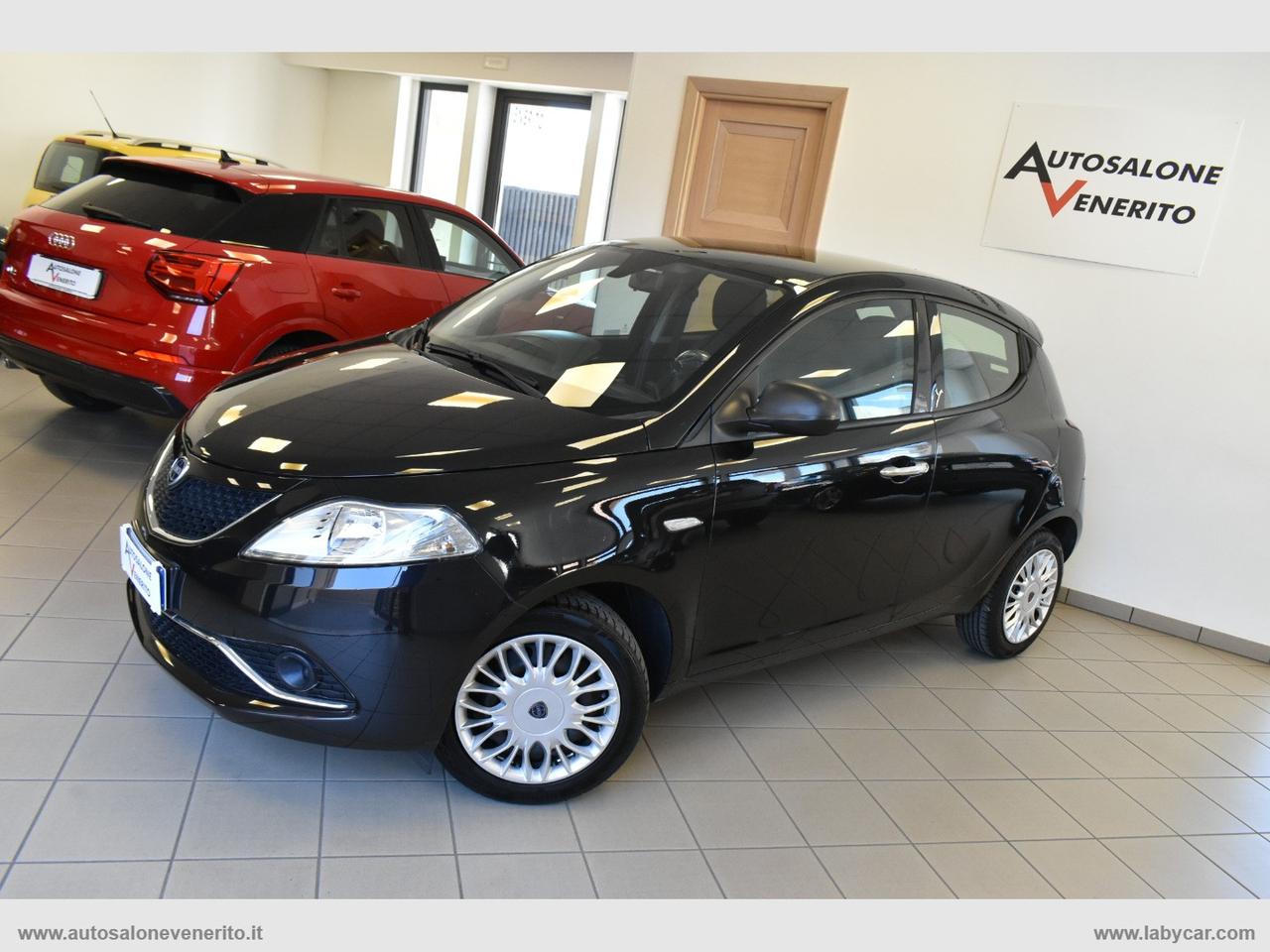 LANCIA Ypsilon 1.2 69 CV 5p. Gold