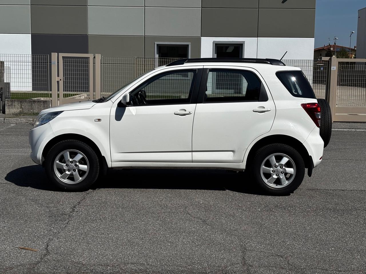 Daihatsu Terios 1.5 4WD SX,GPL, UNI PRO
