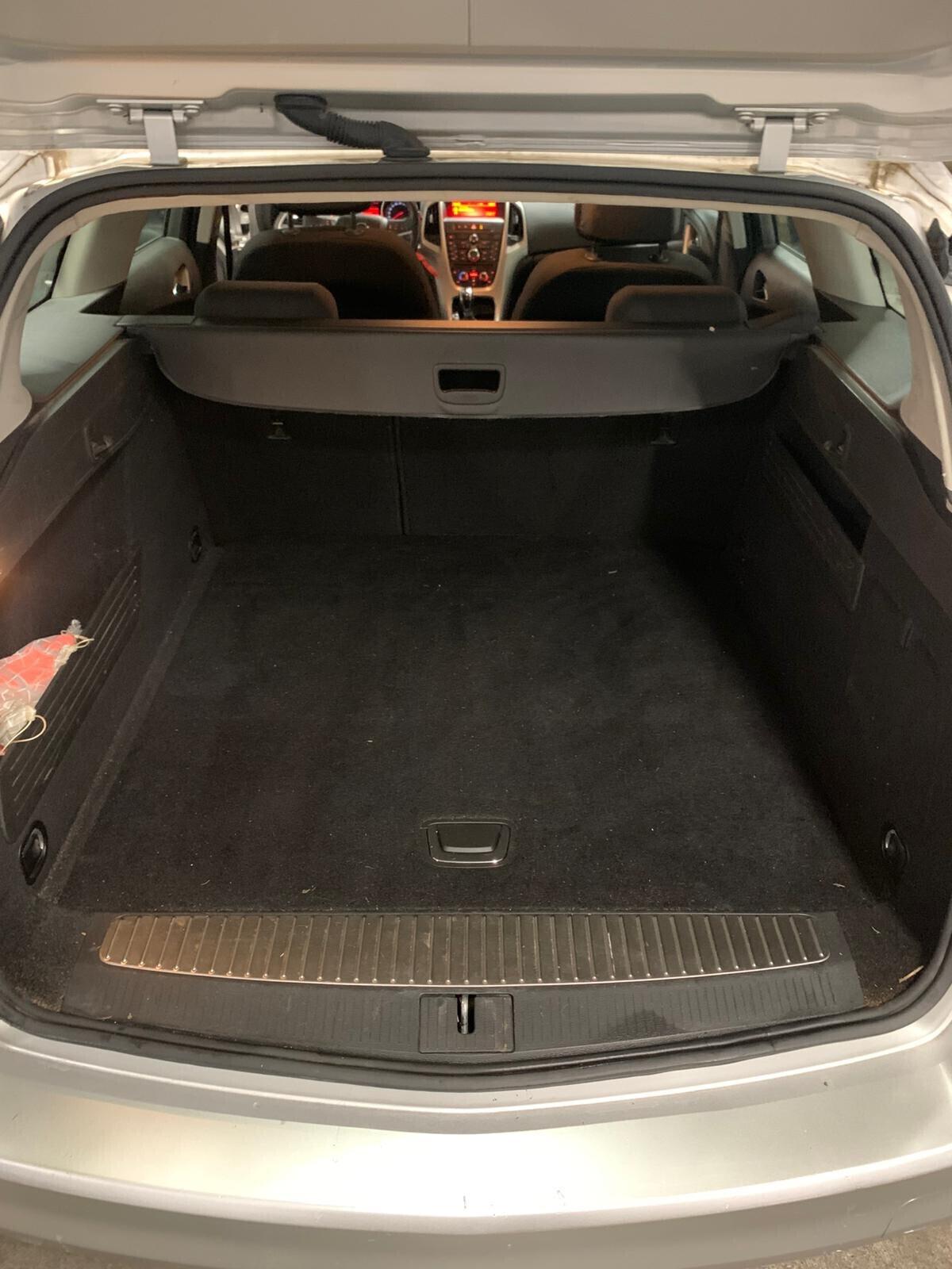 Opel Astra 1.4 100CV Sports Tourer 2011