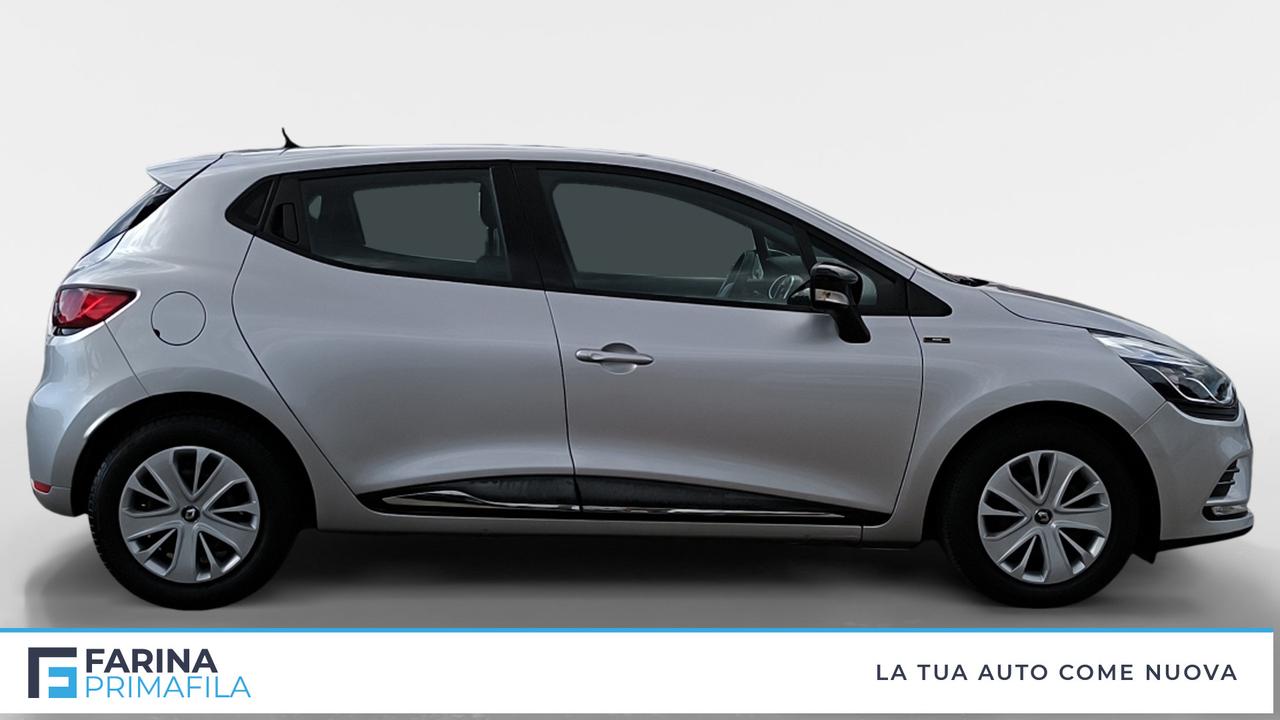 RENAULT Clio IV 2017 - Clio 0.9 tce Moschino Life 75cv