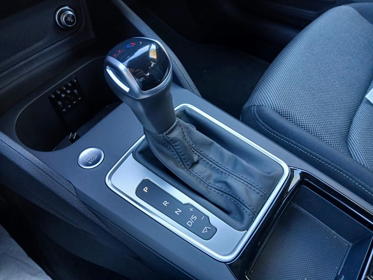 Audi Q2 35 TDI S tronic line Edition