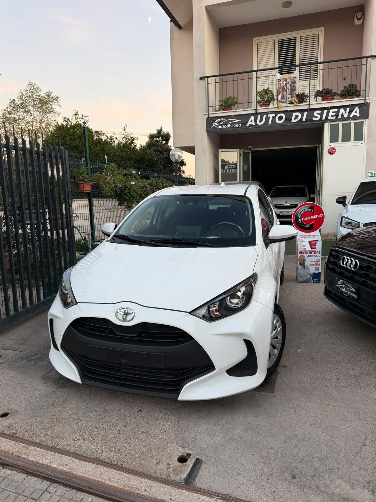 Toyota Yaris 1.0 benzina