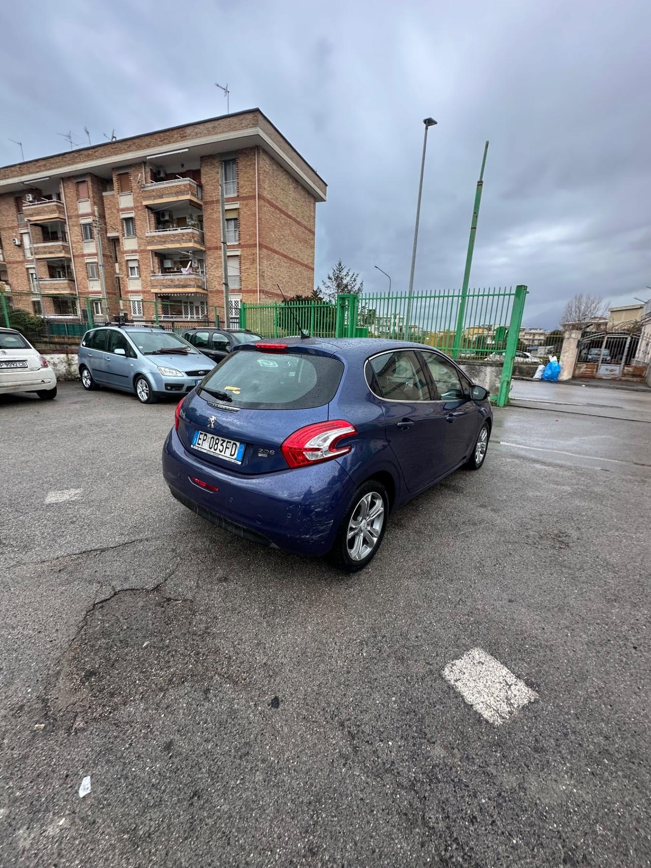 Peugeot 208 1.6 e-HDi 92 CV Stop&Start 5 porte Allure