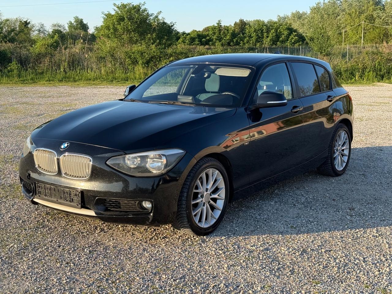 Bmw 120 120d 5p. Urban