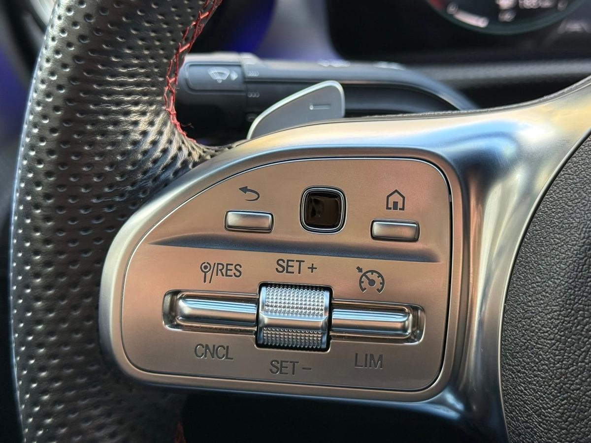 Mercedes Classe A 180d Premium AMG Night Edition 116CV