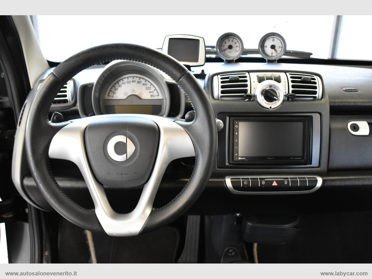 SMART fortwo 1000 62 kW coupé passion