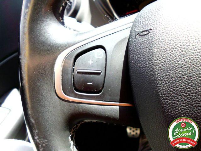 RENAULT Captur dCi 8V 90 CV Initiale Paris