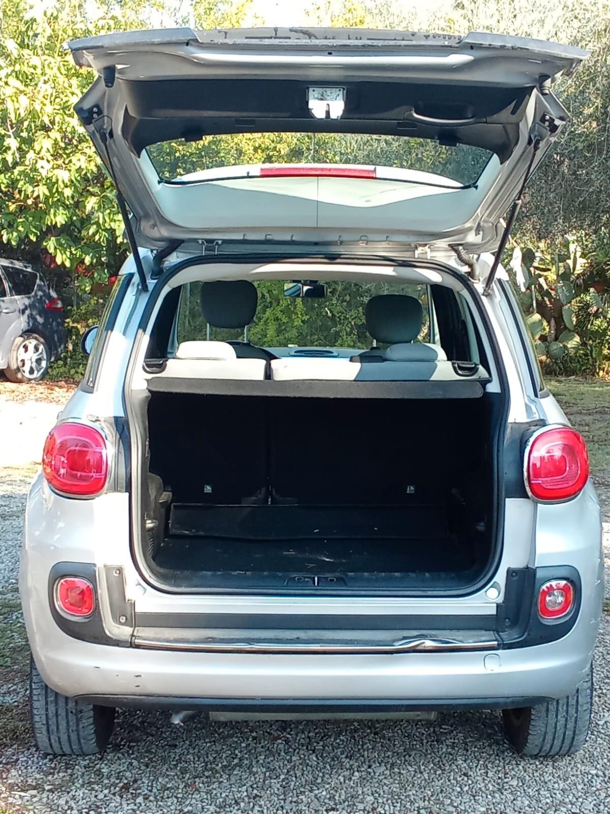 Fiat 500L ----