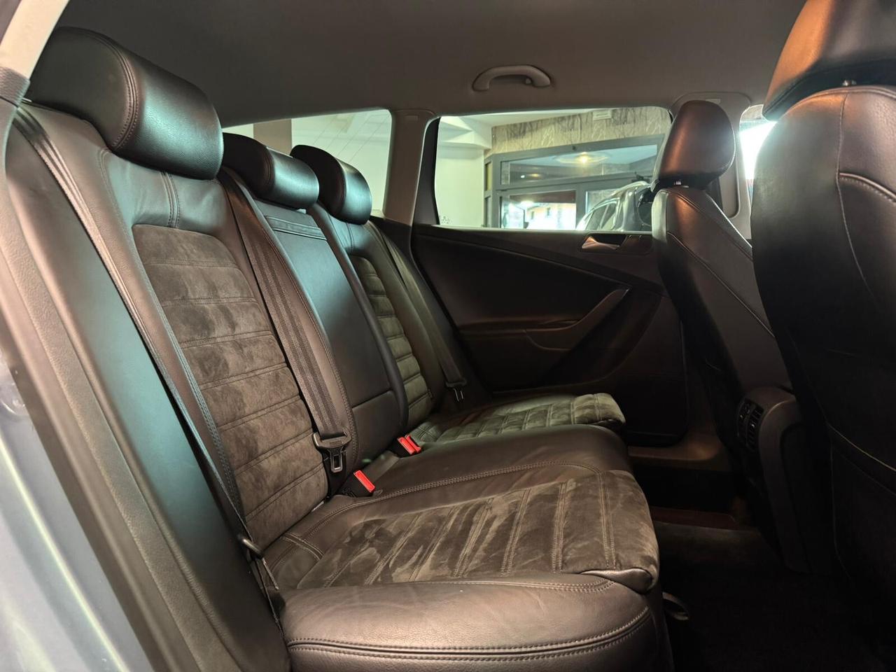 Volkswagen Passat 2.0 TDI DPF Var. Highline