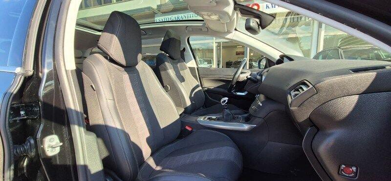 Peugeot 308 308 BlueHDi 130 S&S SW Allure