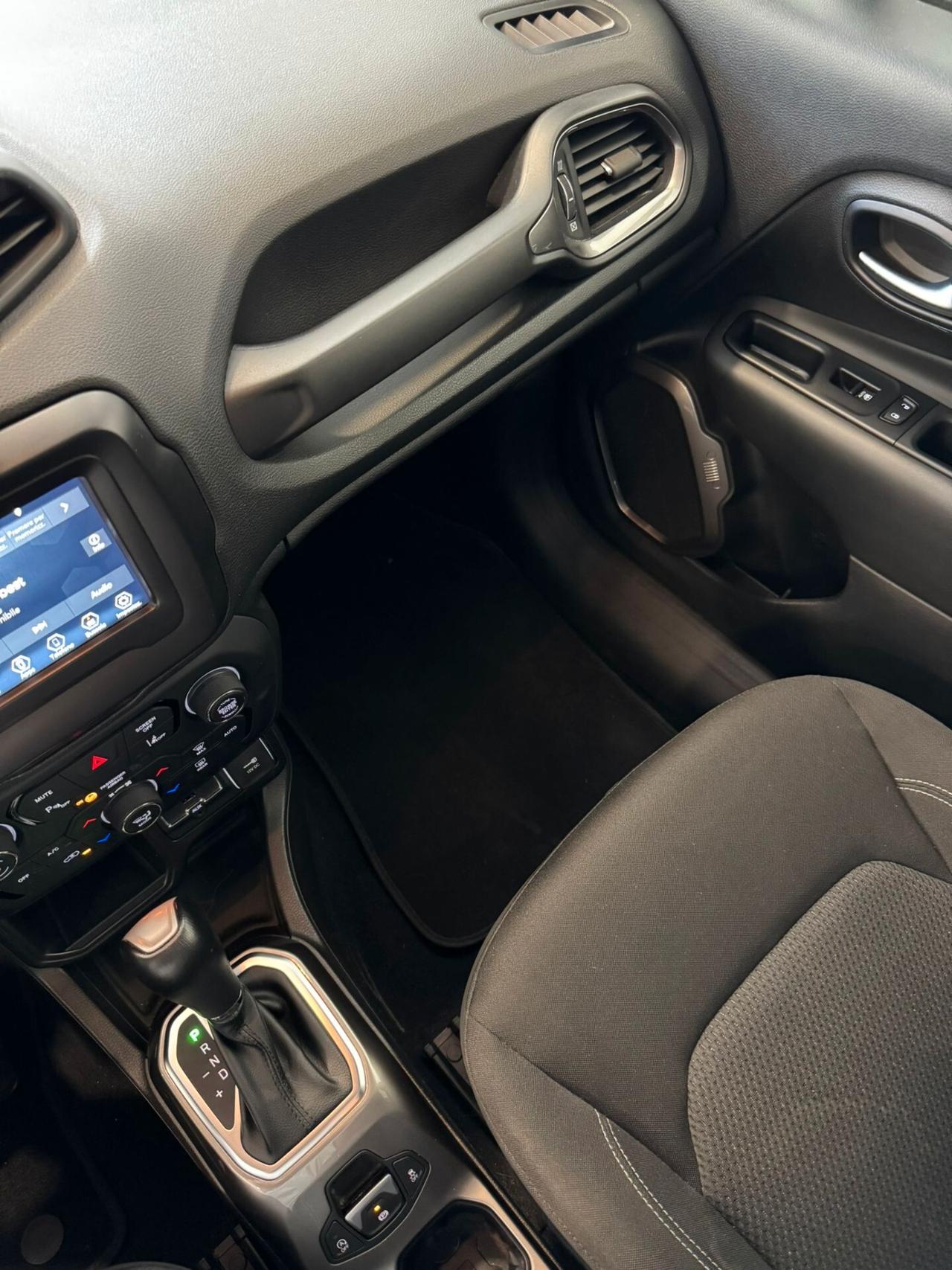 Jeep Renegade 1.6 Mjt DDCT 120 CV Limited