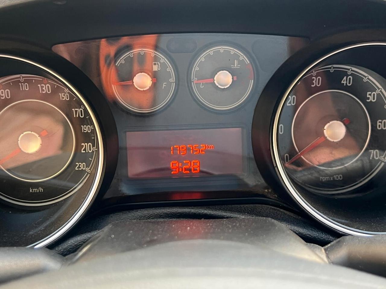 Fiat Punto 1.4 8V 5 porte Easypower Young