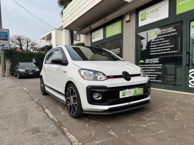 VOLKSWAGEN up! gti