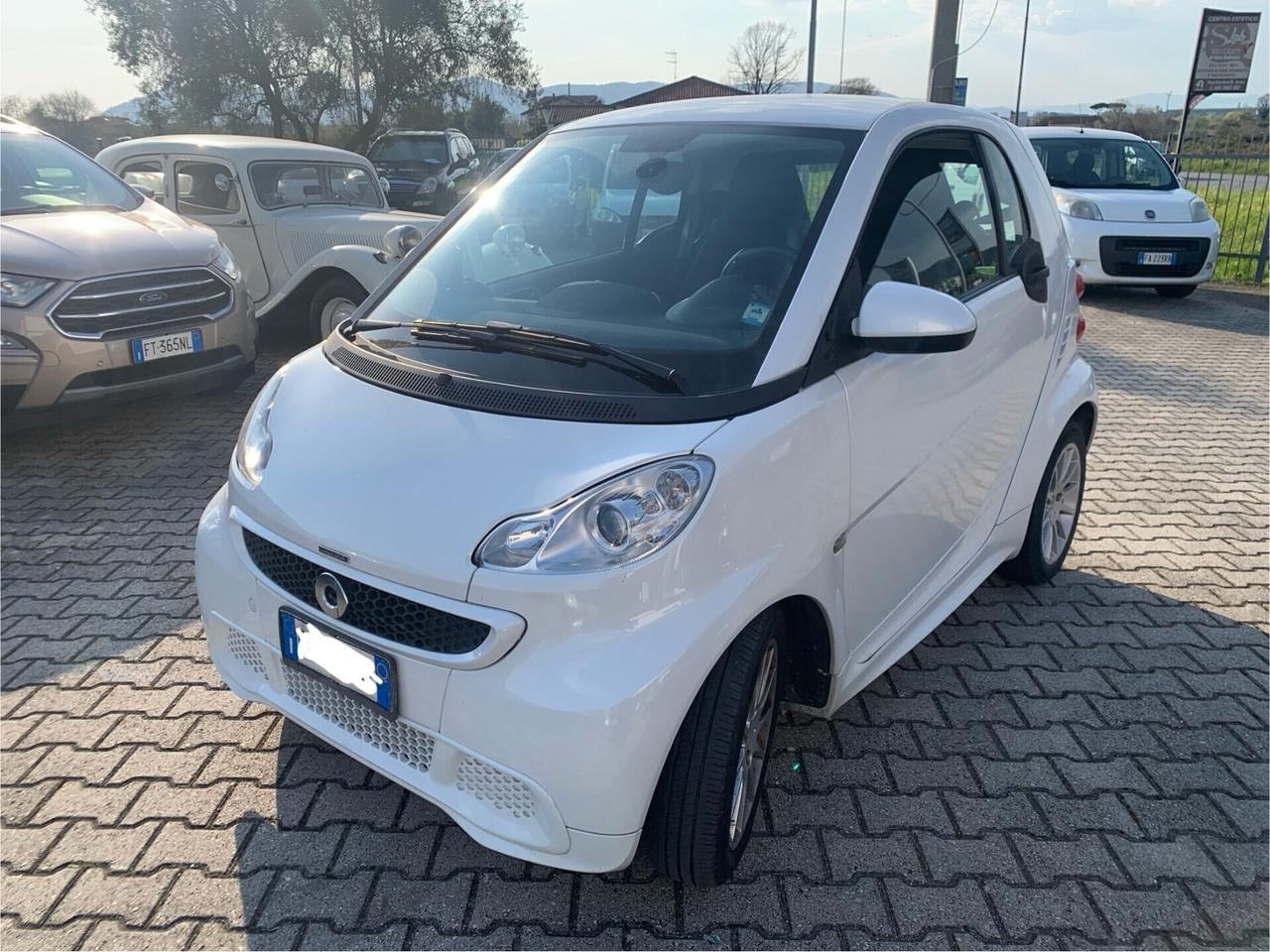 Smart ForTwo 1000 45 kW MHD coupé pure