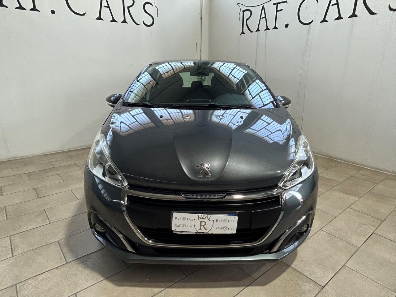 Peugeot 208 PureTech 82 5 porte Allure