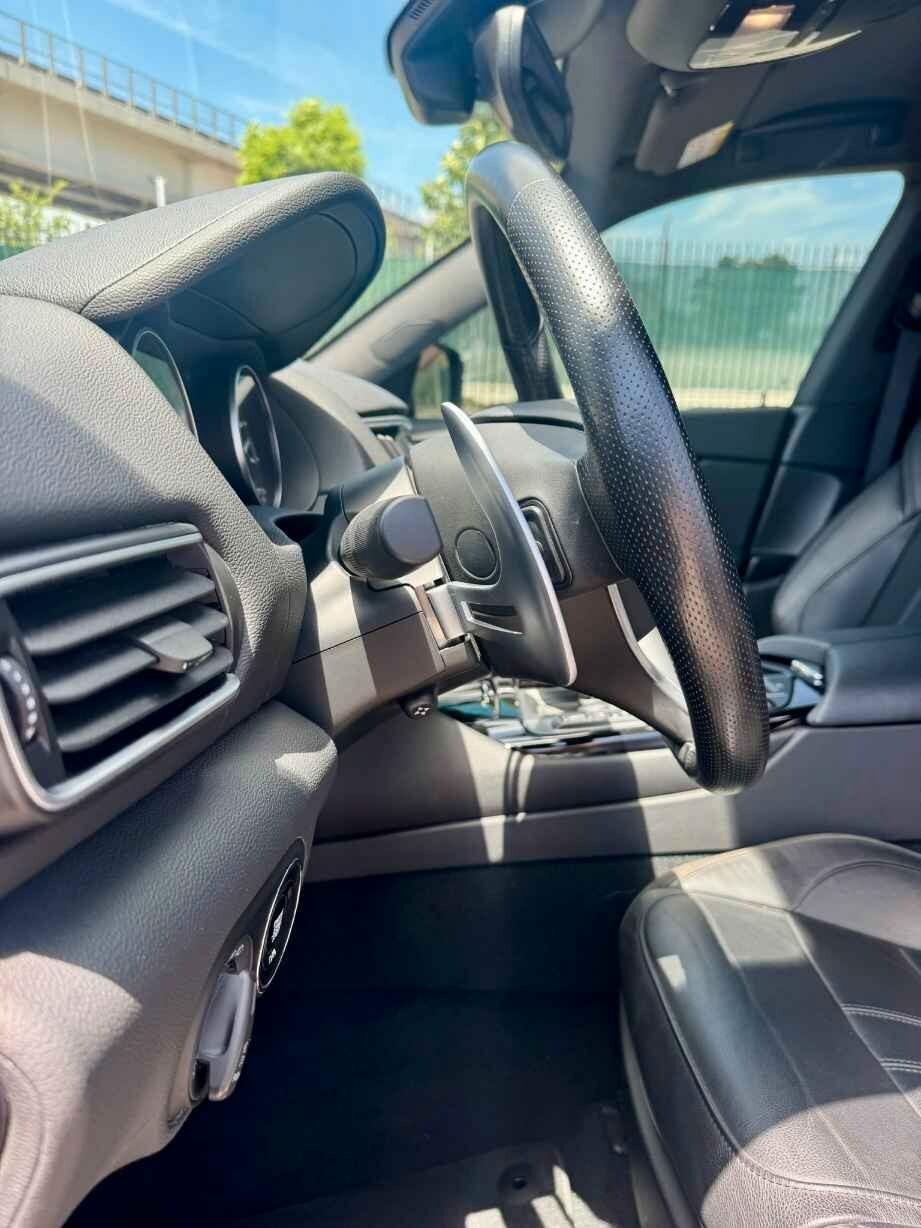MASERATI LEVANTE MHEV 330 CV AWD GT