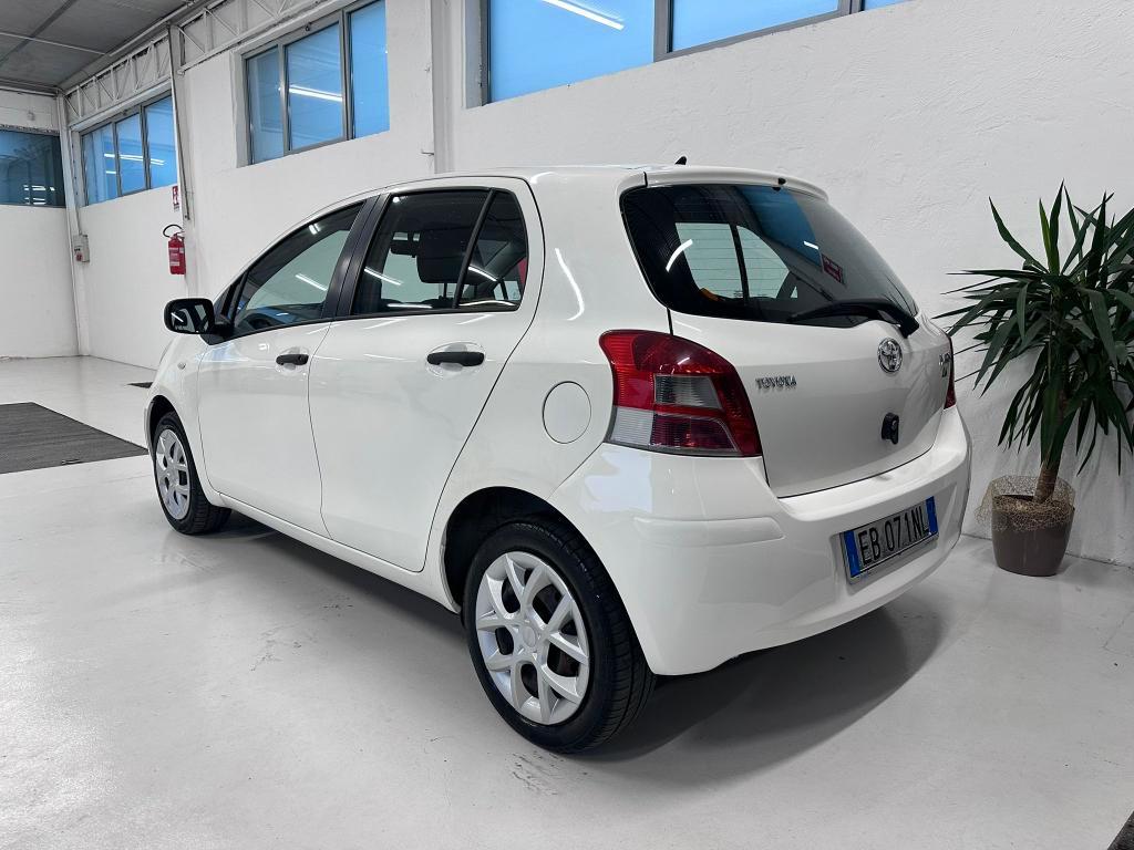 Toyota Yaris 5 Porte Yaris 5p 1.0 Now my10