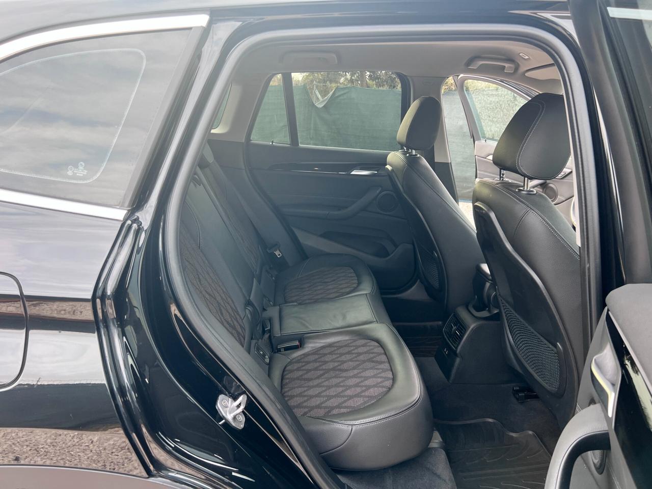 Bmw X1 sDrive18d xLine